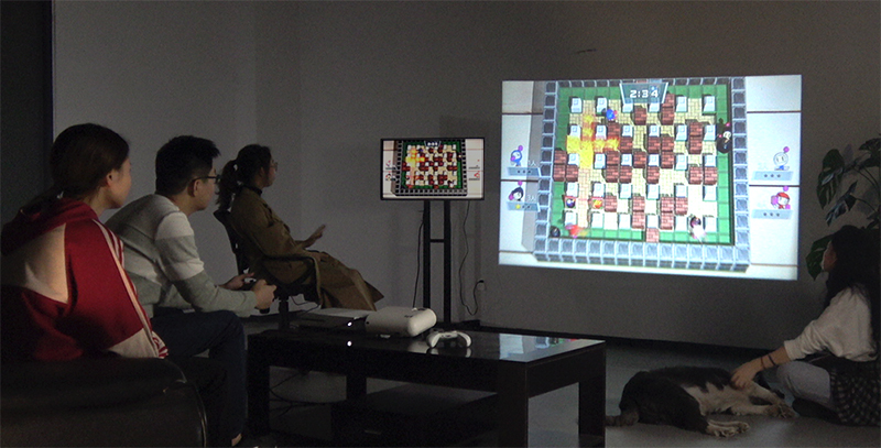 Smart Family Projector™